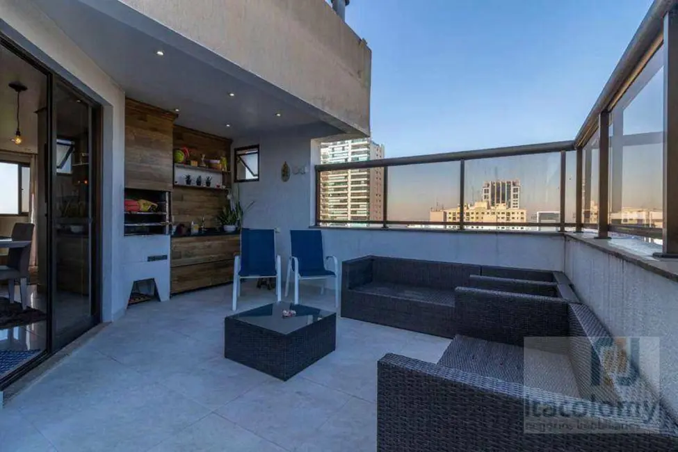 Foto 1 de Cobertura com 4 quartos à venda e para alugar, 200m2 em Alphaville Industrial, Barueri - SP