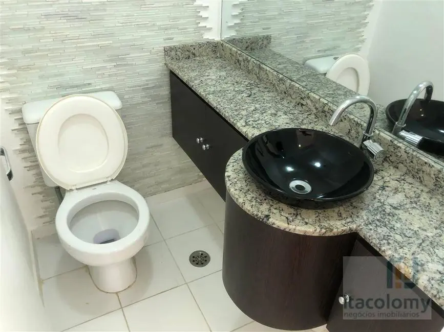 Apartamento com 3 quartos para alugar, 158m2 em Santana De Parnaiba - SP - imagem 3 Foto 3 de Apartamento com 3 quartos para alugar, 158m2 em Santana De Parnaiba - SP