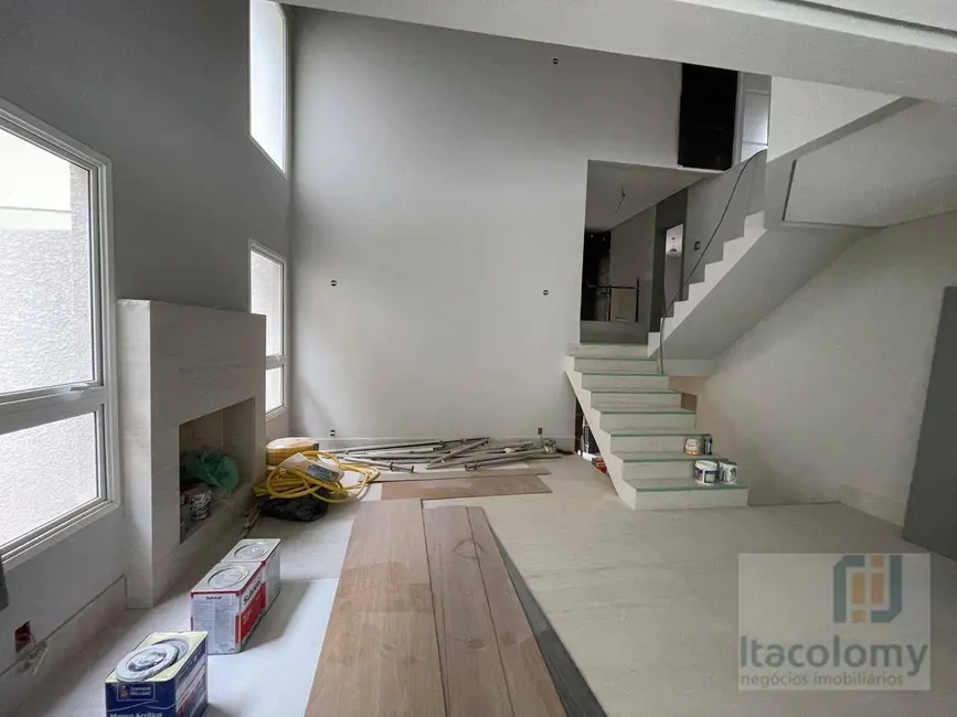 Foto 7 de Casa de Condomínio com 4 quartos à venda e para alugar, 420m2 em Colinas da Anhangüera, Santana De Parnaiba - SP