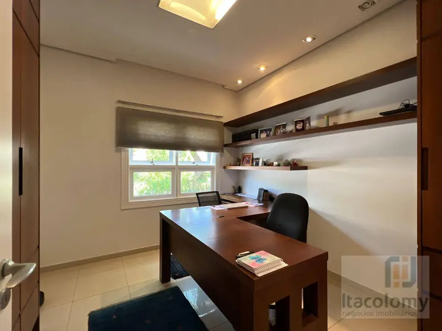 Foto 6 de Casa de Condomínio com 4 quartos à venda, 560m2 em Santana De Parnaiba - SP