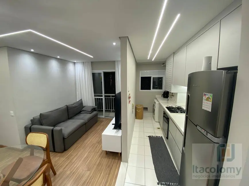 Foto 1 de Apartamento com 2 quartos para alugar, 57m2 em Jardim Iracema, Barueri - SP