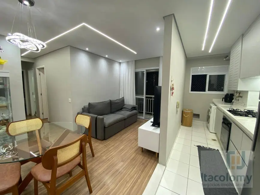 Foto 5 de Apartamento com 2 quartos para alugar, 57m2 em Jardim Iracema, Barueri - SP