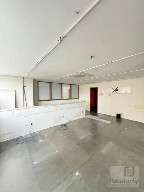 Foto 2 de Sala Comercial para alugar, 133m2 em Jardim Professor Benoá, Santana De Parnaiba - SP