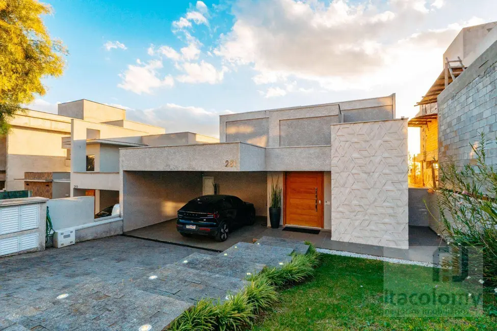 Foto 1 de Casa de Condomínio com 4 quartos à venda, 360m2 em Santana De Parnaiba - SP