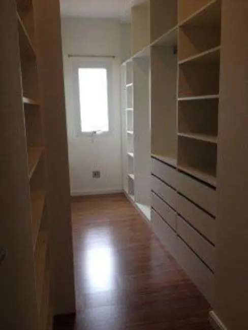 Foto 3 de Casa de Condomínio com 4 quartos para alugar, 560m2 em Barueri - SP