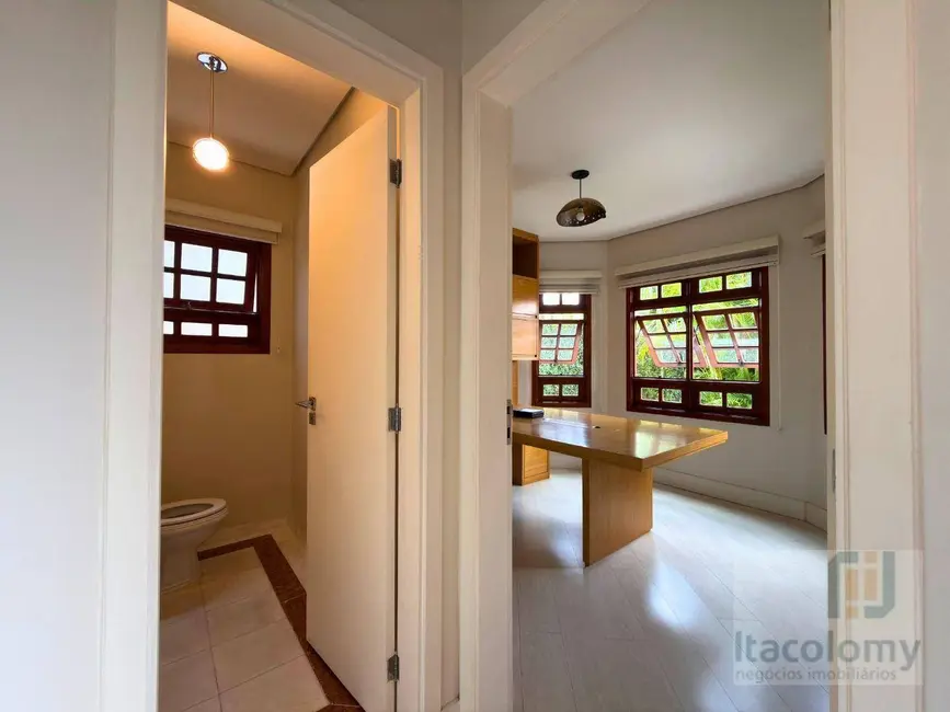 Foto 7 de Casa de Condomínio com 3 quartos à venda, 490m2 em Santana De Parnaiba - SP