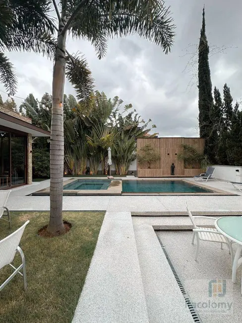 Casa de Condomínio com 4 quartos à venda, 1080m2 em Santana De Parnaiba - SP - imagem 4 Foto 4 de Casa de Condomínio com 4 quartos à venda, 1080m2 em Santana De Parnaiba - SP