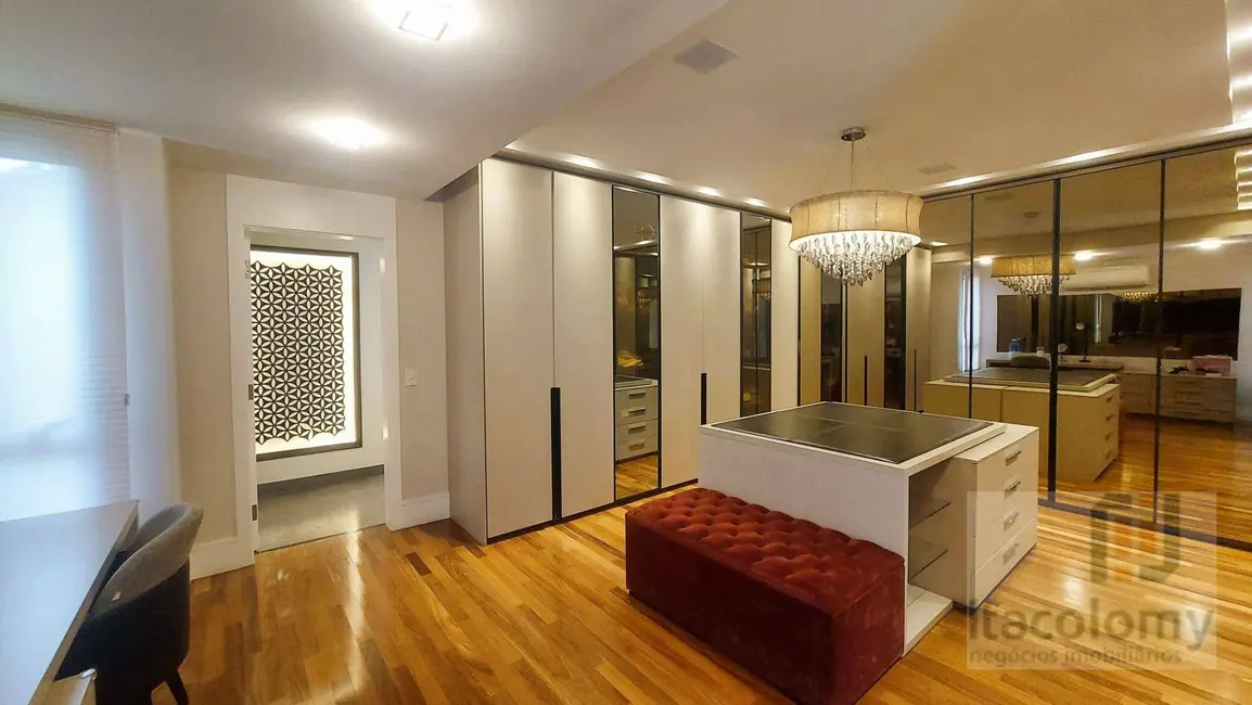 Foto 8 de Casa de Condomínio com 4 quartos à venda, 1960m2 em Residencial Tamboré, Barueri - SP