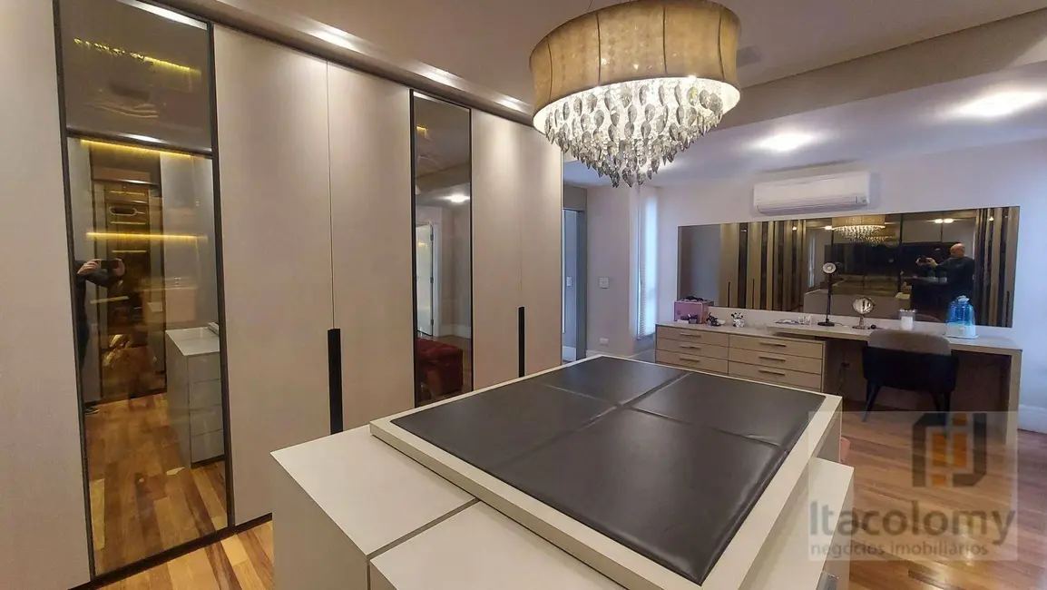 Foto 6 de Casa de Condomínio com 4 quartos à venda, 1960m2 em Residencial Tamboré, Barueri - SP