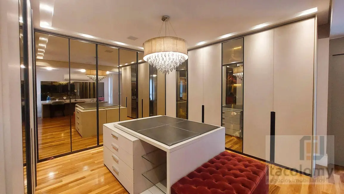 Foto 6 de Casa de Condomínio com 4 quartos à venda, 1960m2 em Residencial Tamboré, Barueri - SP