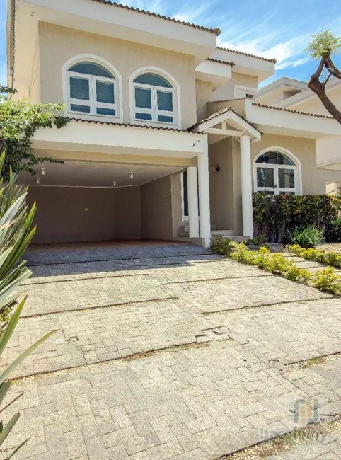 Foto 1 de Casa de Condomínio com 4 quartos à venda, 377m2 em Santana De Parnaiba - SP