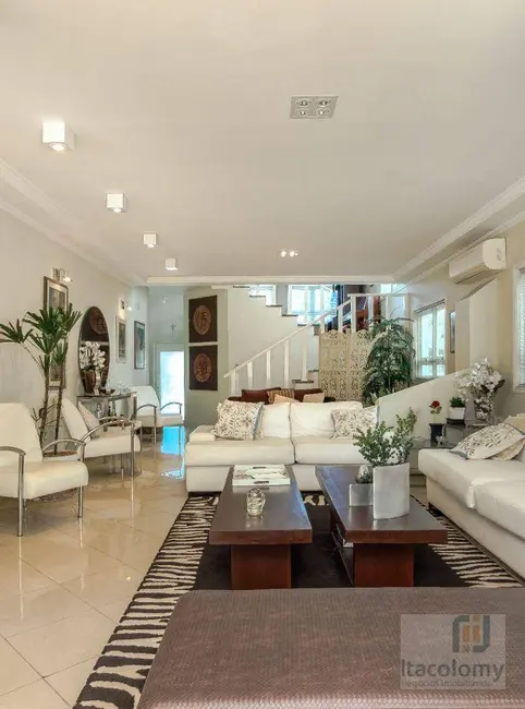 Casa de Condomínio com 4 quartos à venda, 377m2 em Santana De Parnaiba - SP - imagem 4 Foto 4 de Casa de Condomínio com 4 quartos à venda, 377m2 em Santana De Parnaiba - SP