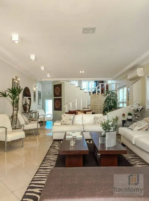 Foto 4 de Casa de Condomínio com 4 quartos à venda, 377m2 em Santana De Parnaiba - SP