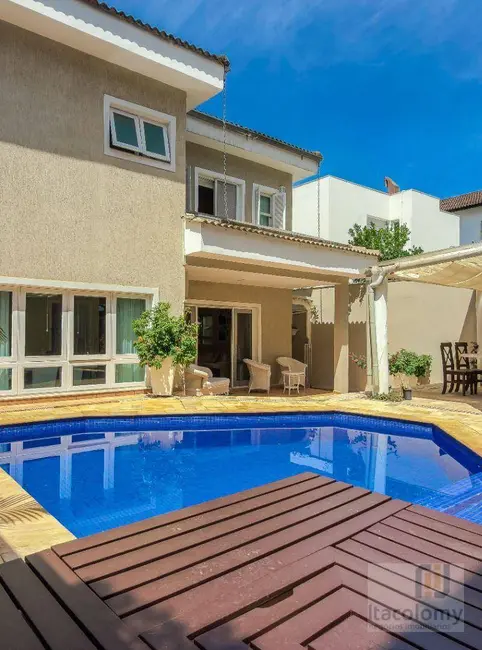 Casa de Condomínio com 4 quartos à venda, 377m2 em Santana De Parnaiba - SP - imagem 2 Foto 2 de Casa de Condomínio com 4 quartos à venda, 377m2 em Santana De Parnaiba - SP