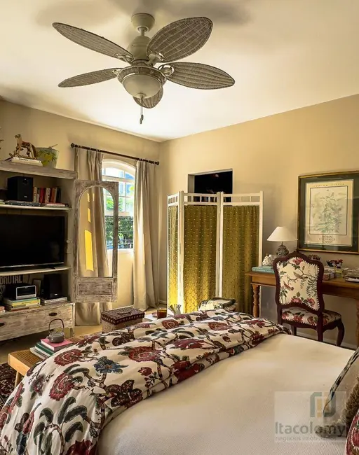 Casa de Condomínio com 4 quartos à venda, 995m2 em Barueri - SP - imagem 7 Foto 7 de Casa de Condomínio com 4 quartos à venda, 995m2 em Barueri - SP