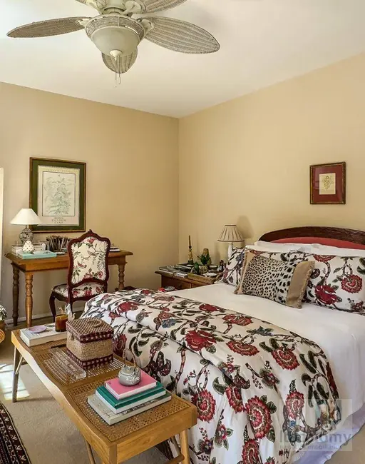 Casa de Condomínio com 4 quartos à venda, 995m2 em Barueri - SP - imagem 5 Foto 5 de Casa de Condomínio com 4 quartos à venda, 995m2 em Barueri - SP