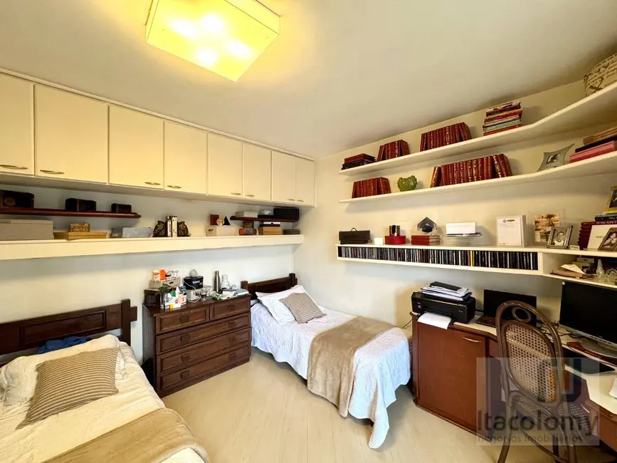 Casa de Condomínio com 4 quartos à venda, 420m2 em Santana De Parnaiba - SP - imagem 9 Foto 9 de Casa de Condomínio com 4 quartos à venda, 420m2 em Santana De Parnaiba - SP