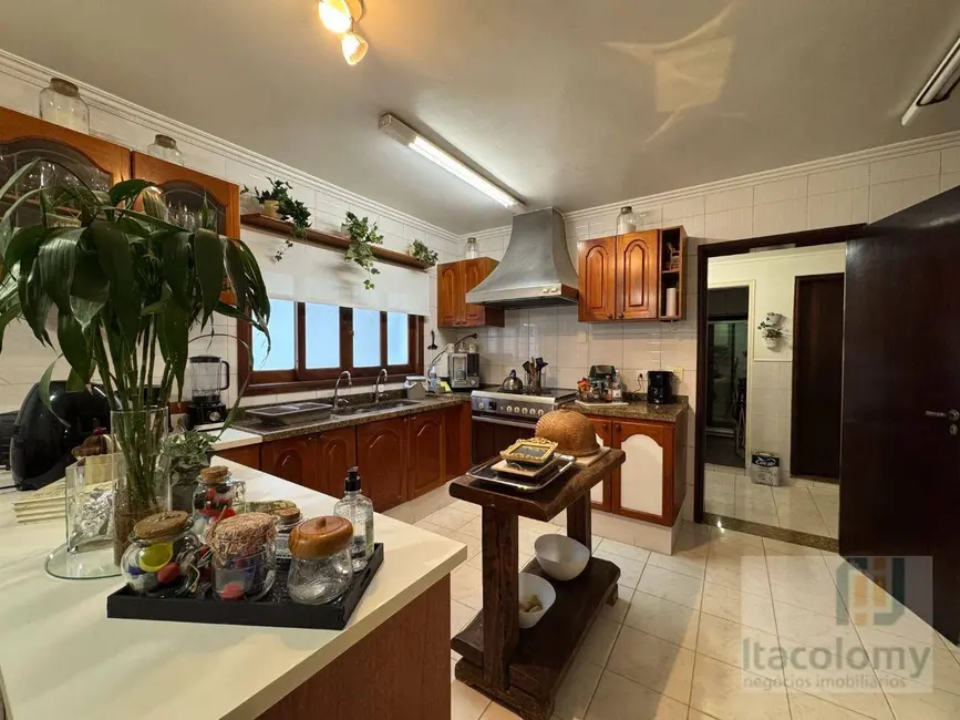 Casa de Condomínio com 4 quartos à venda, 420m2 em Santana De Parnaiba - SP - imagem 3 Foto 3 de Casa de Condomínio com 4 quartos à venda, 420m2 em Santana De Parnaiba - SP