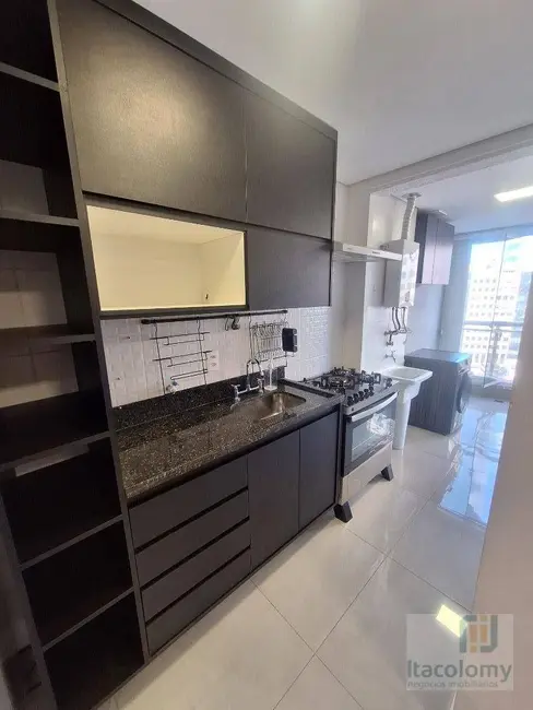 Apartamento com 2 quartos para alugar, 69m2 em Empresarial 18 do Forte, Barueri - SP - imagem 8 Foto 8 de Apartamento com 2 quartos para alugar, 69m2 em Empresarial 18 do Forte, Barueri - SP