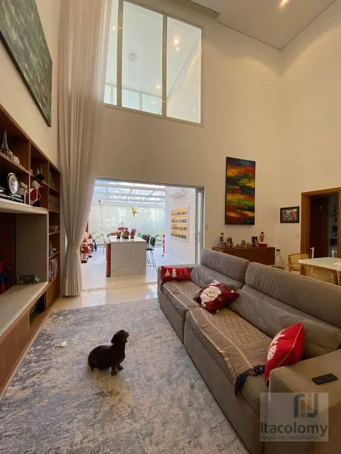 Apartamento com 4 quartos à venda, 240m2 em Tamboré, Santana De Parnaiba - SP - imagem 1 Foto 1 de Apartamento com 4 quartos à venda, 240m2 em Tamboré, Santana De Parnaiba - SP