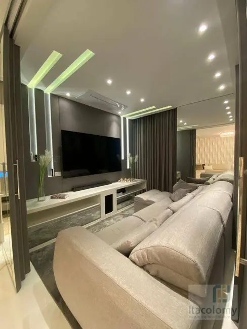 Foto 9 de Apartamento com 4 quartos à venda, 168m2 em Santana De Parnaiba - SP