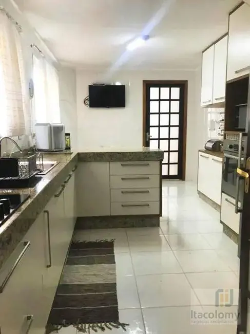 Foto 4 de Casa de Condomínio com 4 quartos à venda, 300m2 em Santana De Parnaiba - SP