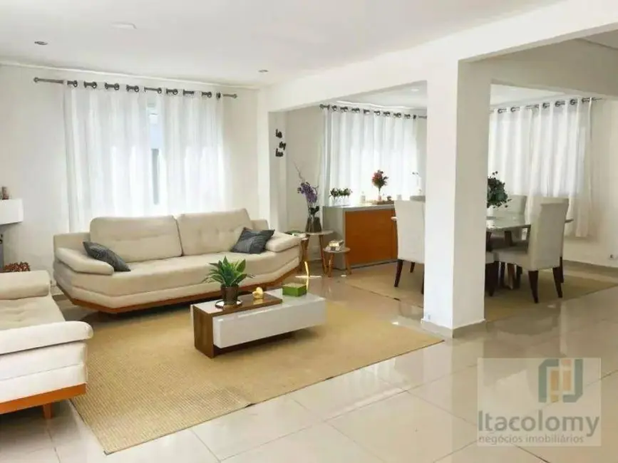 Foto 1 de Casa de Condomínio com 4 quartos à venda, 300m2 em Santana De Parnaiba - SP