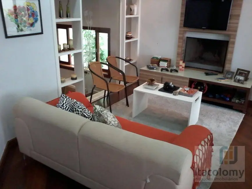 Foto 9 de Casa de Condomínio com 4 quartos à venda, 360m2 em Santana De Parnaiba - SP