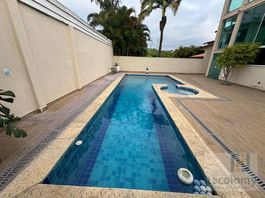 Foto 1 de Casa de Condomínio com 4 quartos para alugar, 480m2 em Santana De Parnaiba - SP