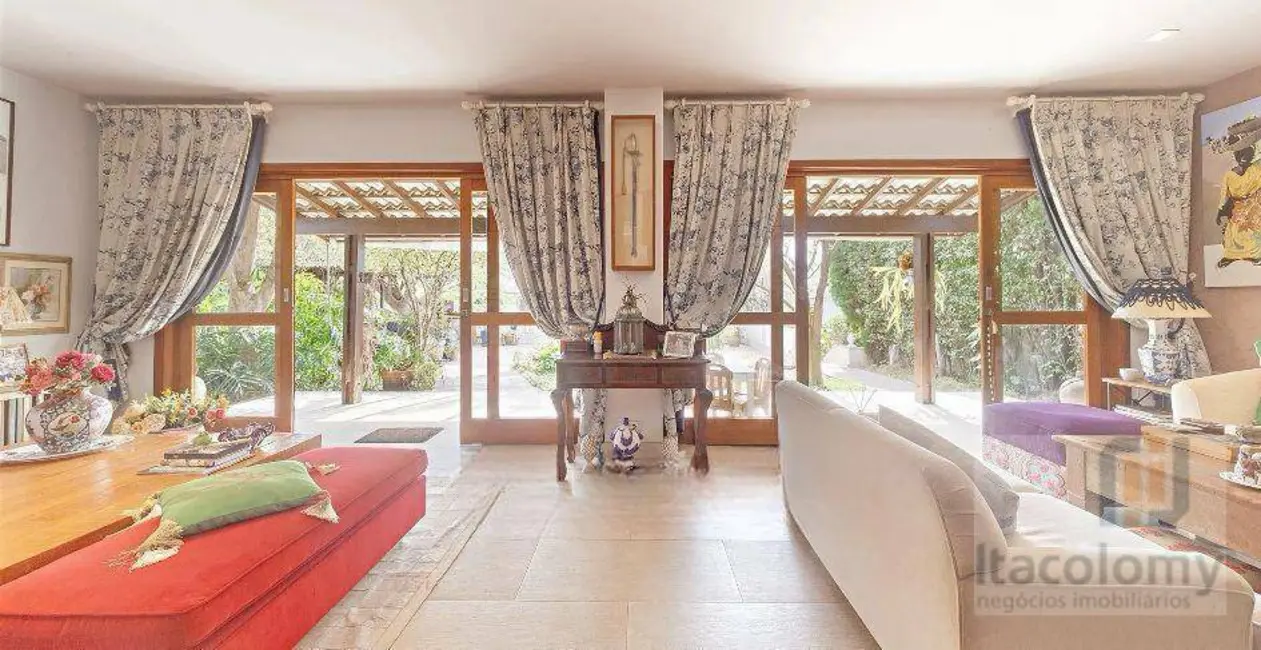 Foto 1 de Casa de Condomínio com 4 quartos à venda, 360m2 em Santana De Parnaiba - SP