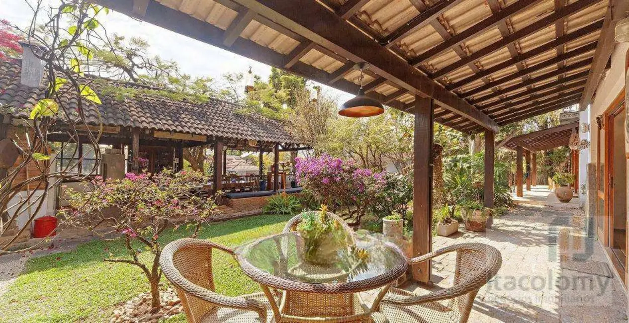 Casa de Condomínio com 3 quartos à venda, 360m2 em Santana De Parnaiba - SP - imagem 2 Foto 2 de Casa de Condomínio com 3 quartos à venda, 360m2 em Santana De Parnaiba - SP