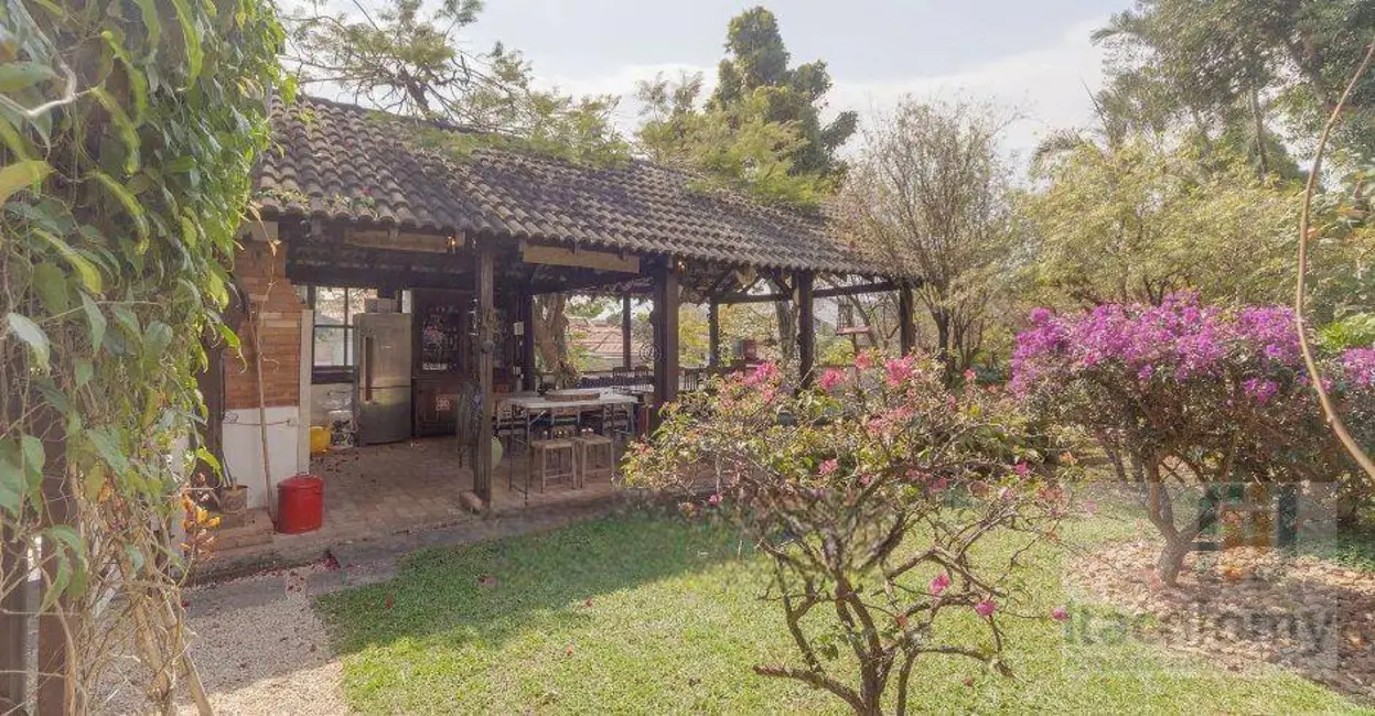 Foto 3 de Casa de Condomínio com 3 quartos à venda, 360m2 em Santana De Parnaiba - SP