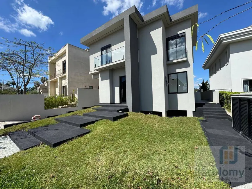 Casa de Condomínio com 4 quartos à venda, 468m2 em Tamboré, Santana De Parnaiba - SP - imagem 1 Foto 1 de Casa de Condomínio com 4 quartos à venda, 468m2 em Tamboré, Santana De Parnaiba - SP