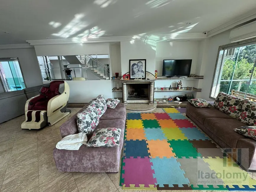 Foto 3 de Casa de Condomínio com 7 quartos à venda, 980m2 em Santana De Parnaiba - SP