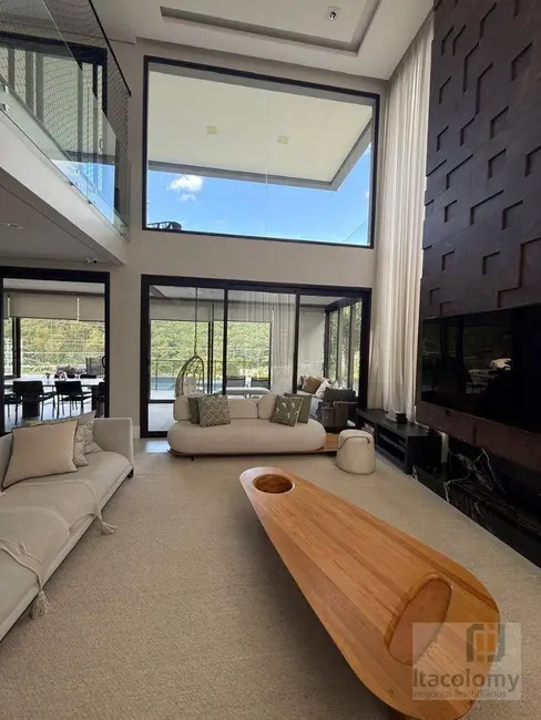 Foto 3 de Casa de Condomínio com 4 quartos para alugar, 539m2 em Tamboré, Barueri - SP