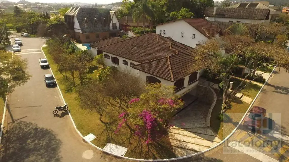 Casa de Condomínio com 4 quartos para alugar, 600m2 em Santana De Parnaiba - SP - imagem 1 Foto 1 de Casa de Condomínio com 4 quartos para alugar, 600m2 em Santana De Parnaiba - SP