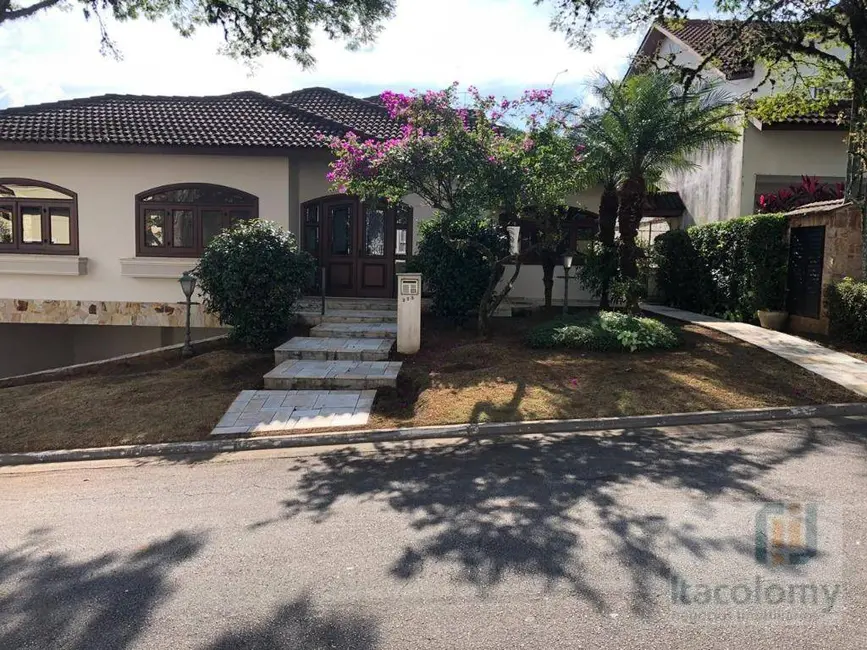 Casa de Condomínio com 4 quartos para alugar, 600m2 em Santana De Parnaiba - SP - imagem 4 Foto 4 de Casa de Condomínio com 4 quartos para alugar, 600m2 em Santana De Parnaiba - SP