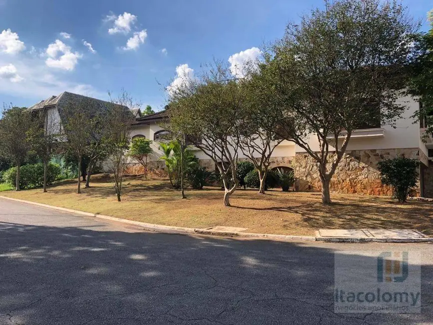 Foto 3 de Casa de Condomínio com 4 quartos para alugar, 600m2 em Santana De Parnaiba - SP