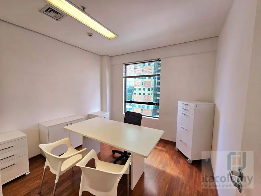Foto 1 de Sala Comercial à venda e para alugar, 46m2 em Alphaville Industrial, Barueri - SP