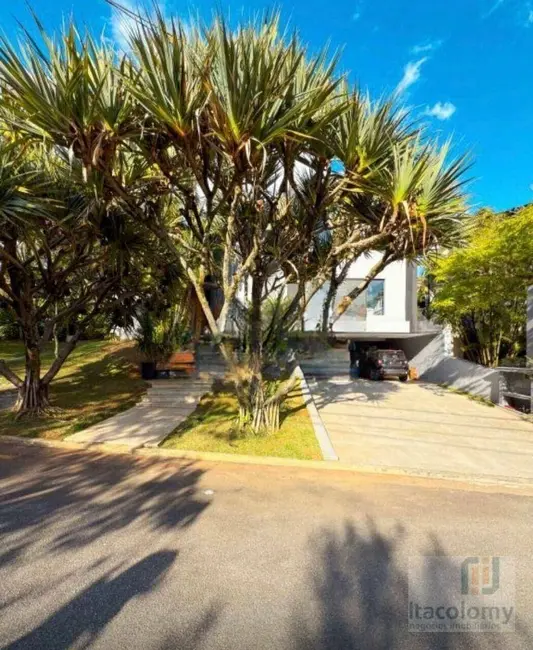 Foto 3 de Casa de Condomínio com 4 quartos à venda, 600m2 em Santana De Parnaiba - SP