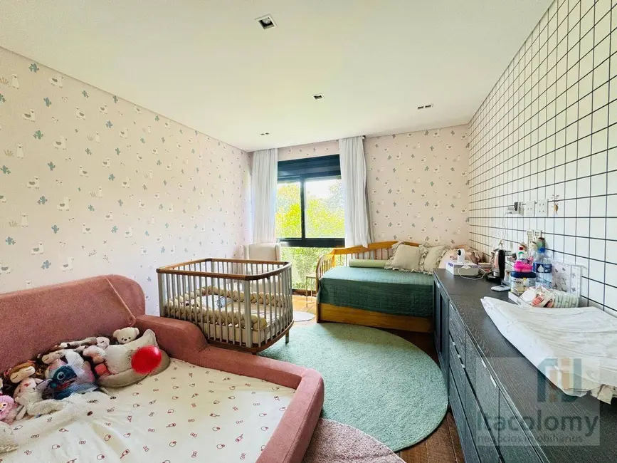 Foto 5 de Casa de Condomínio com 3 quartos à venda e para alugar, 480m2 em Santana De Parnaiba - SP