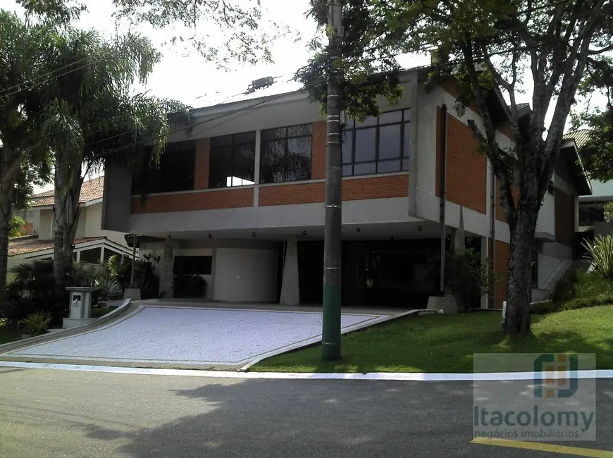 Foto 2 de Casa de Condomínio com 4 quartos para alugar, 719m2 em Santana De Parnaiba - SP