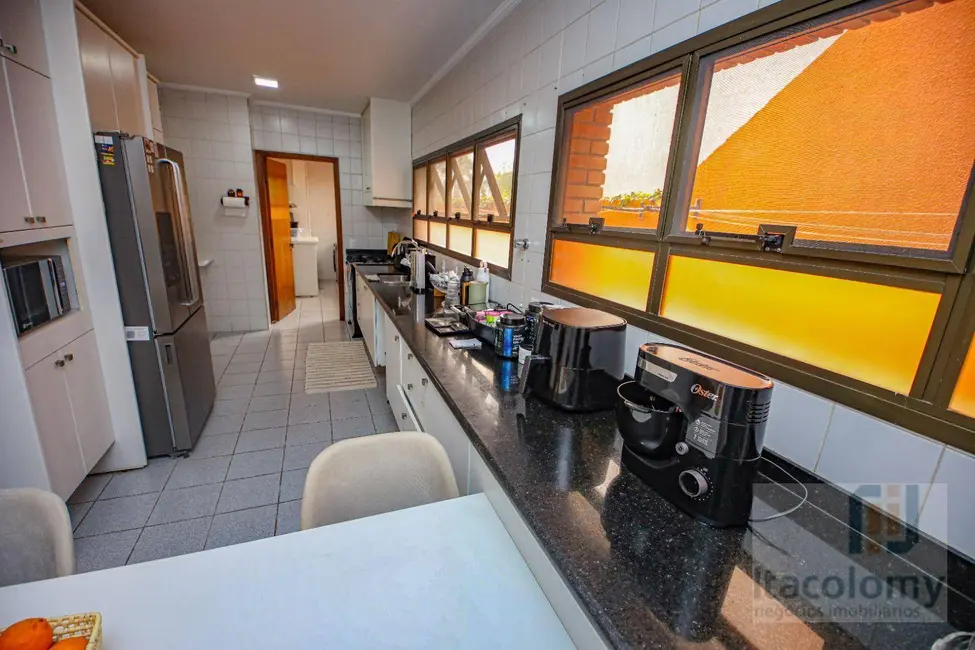 Foto 9 de Casa de Condomínio com 4 quartos à venda, 560m2 em Santana De Parnaiba - SP