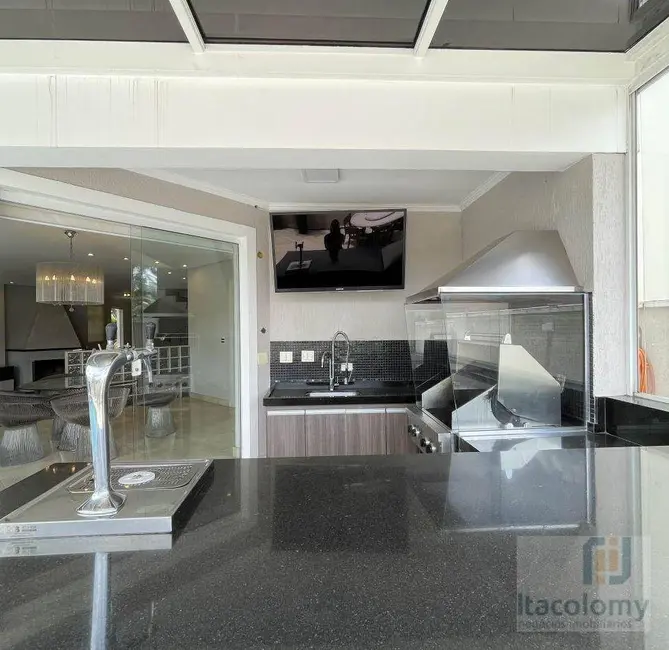 Foto 9 de Casa de Condomínio com 4 quartos para alugar, 410m2 em Santana De Parnaiba - SP