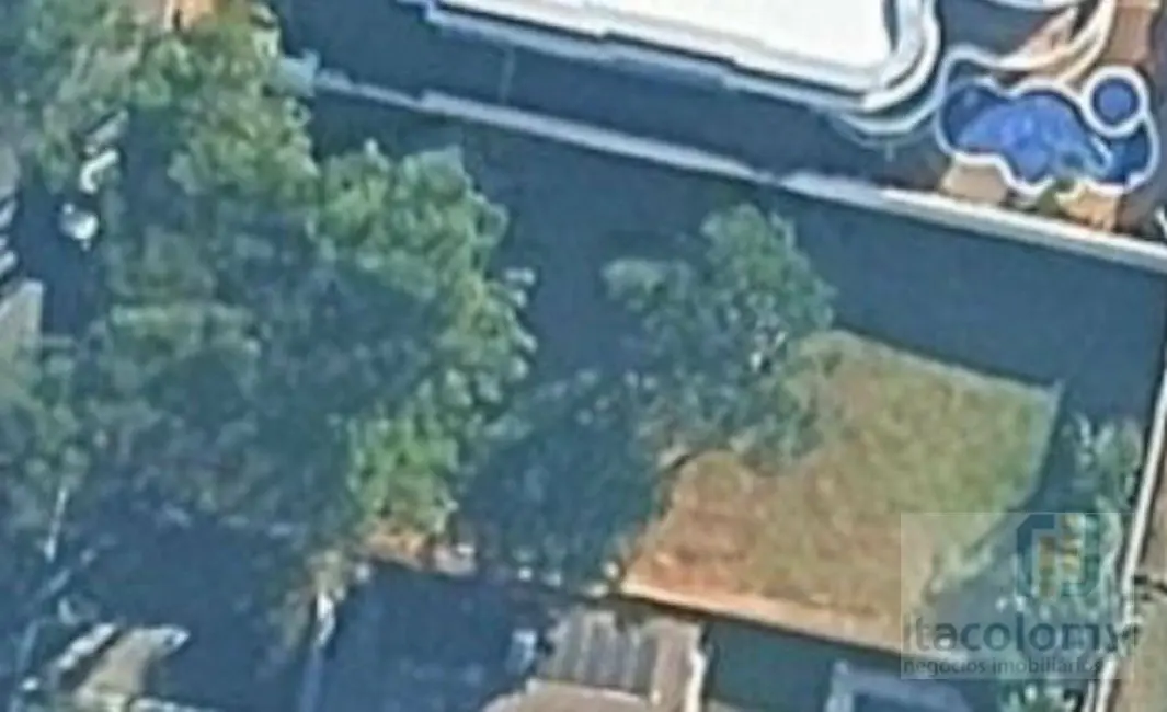 Foto 1 de Terreno / Lote à venda, 560m2 em Barueri - SP