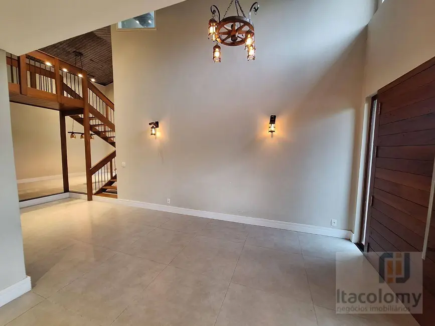 Foto 4 de Casa de Condomínio com 4 quartos para alugar, 560m2 em Barueri - SP