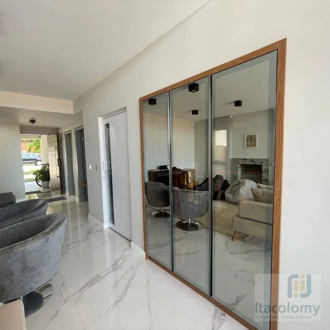 Foto 5 de Casa de Condomínio com 5 quartos para alugar, 385m2 em Santana De Parnaiba - SP