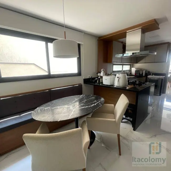 Foto 7 de Casa de Condomínio com 5 quartos para alugar, 385m2 em Santana De Parnaiba - SP