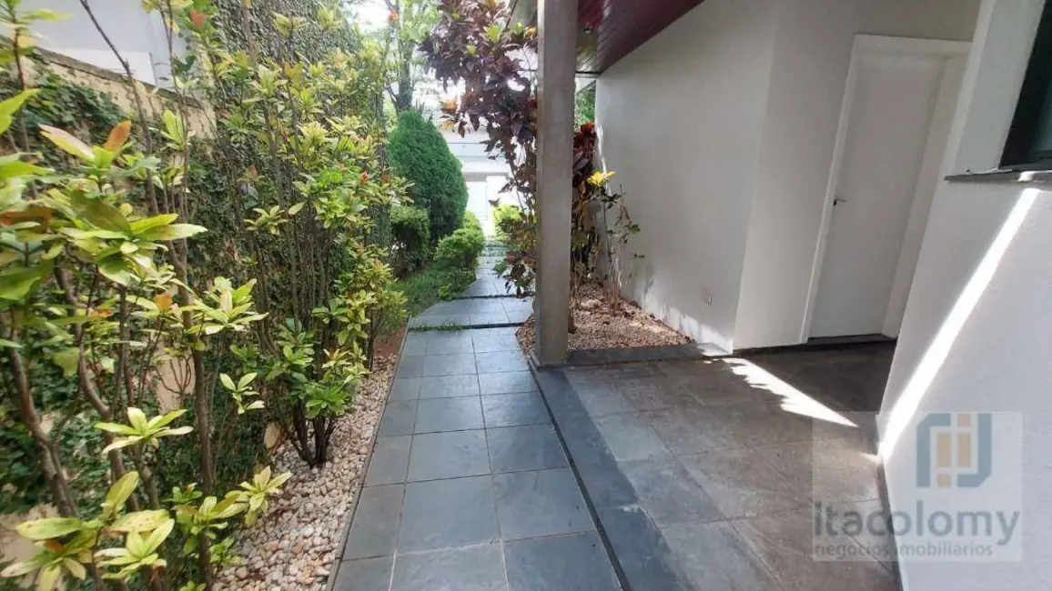 Casa de Condomínio com 4 quartos à venda e para alugar, 360m2 em Santana De Parnaiba - SP - imagem 8 Foto 8 de Casa de Condomínio com 4 quartos à venda e para alugar, 360m2 em Santana De Parnaiba - SP