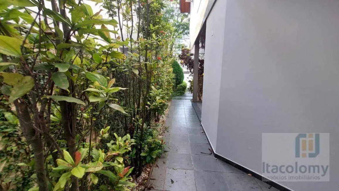 Casa de Condomínio com 4 quartos à venda e para alugar, 360m2 em Santana De Parnaiba - SP - imagem 9 Foto 9 de Casa de Condomínio com 4 quartos à venda e para alugar, 360m2 em Santana De Parnaiba - SP